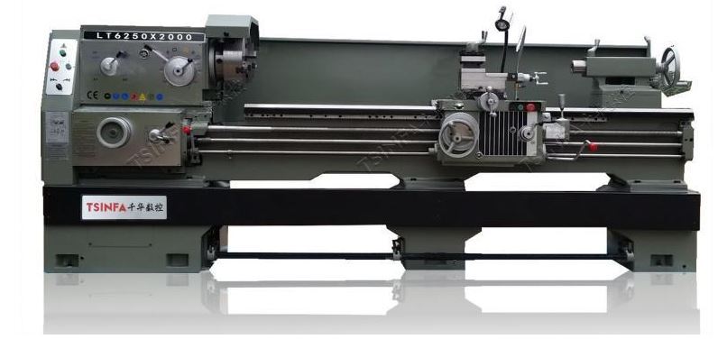 Manual Lathe Machine