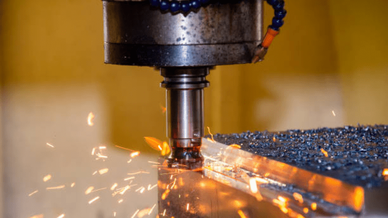cnc milling machine VS machining center
