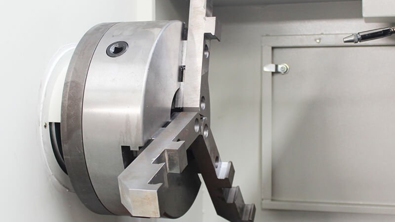Benefits of CNC Wheel Lathe Machines